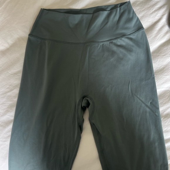 Alphalete leggings - Picture 2 of 4